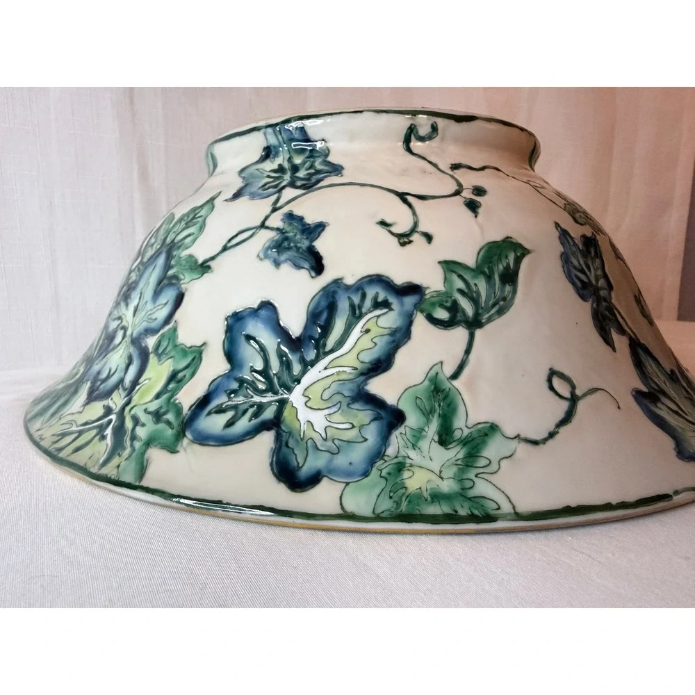 Large Vintage Chinese Ivy Floral Bowl Oklahoma Importing‎ Co 12